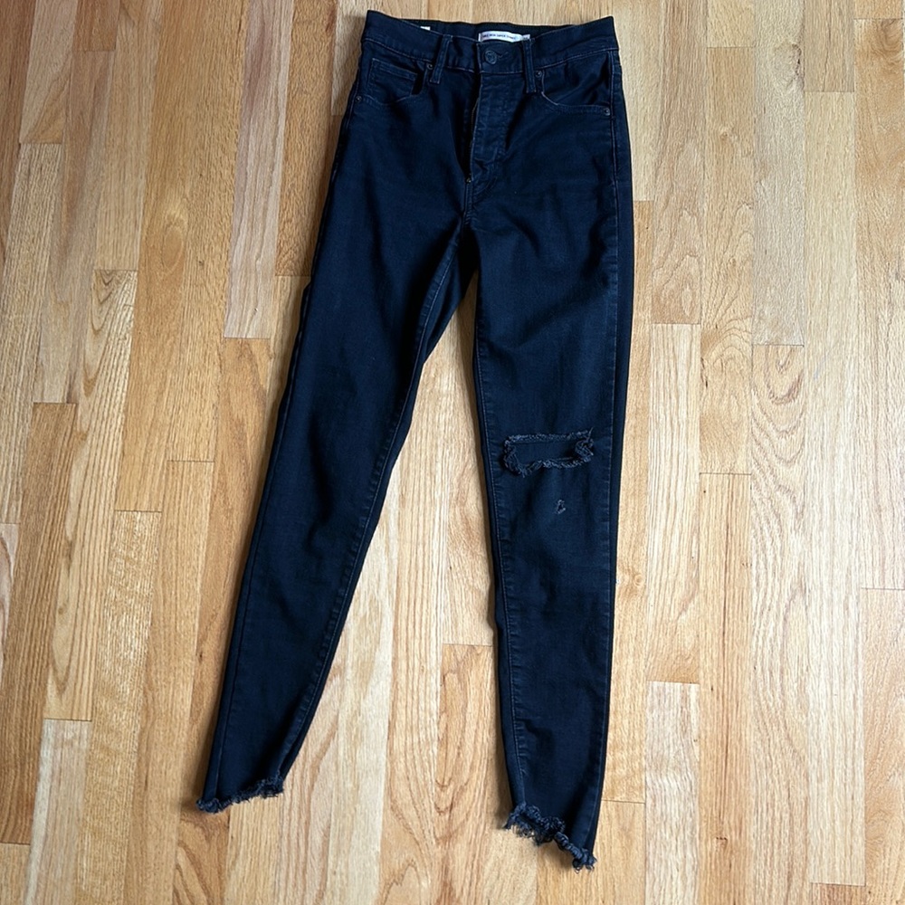 Levi’s mile high super skinny black jean